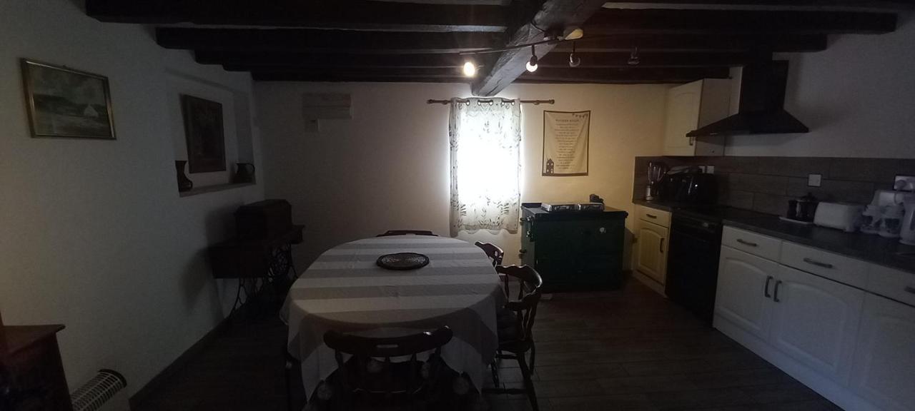 애슈퍼드 Plumpton Barn 빌라 외부 사진